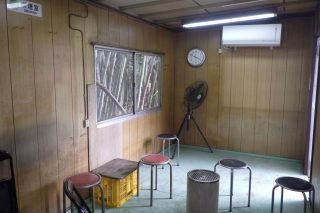 喫煙室＆休憩室を整備して、快適な職場へ！